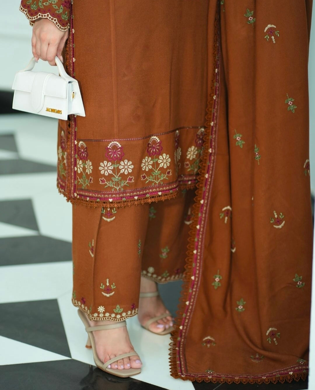 Chiku Embroidery 3Pcs
